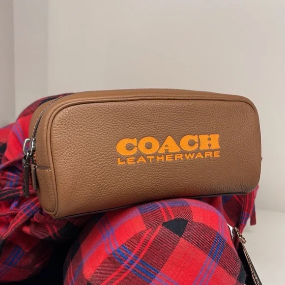 Coach Travel Kit 21
Dark Saddle/Canyon - Picture 5 of 16